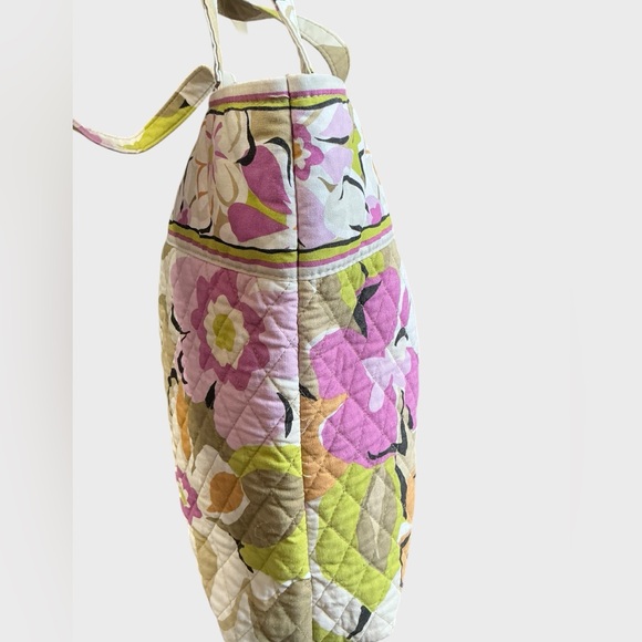 Vera Bradley Portobello Road Quilted Tote Retired Floral Pattern - Picture 8 of 13